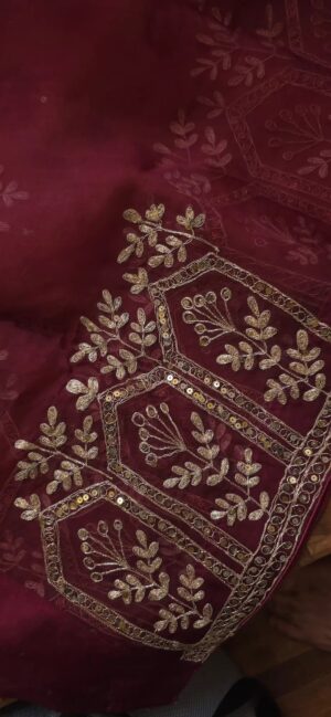 Dhakai Muslin-Organza Handcrafted Saree