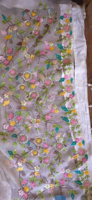 Dhakai Muslin-Organza Handcrafted Saree