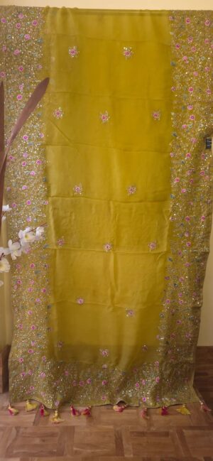 Dhakai Muslin-Organza Handcrafted Saree