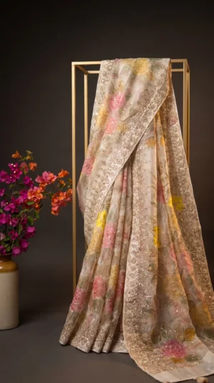Dhakai Muslin-Organza Handpainted Saree