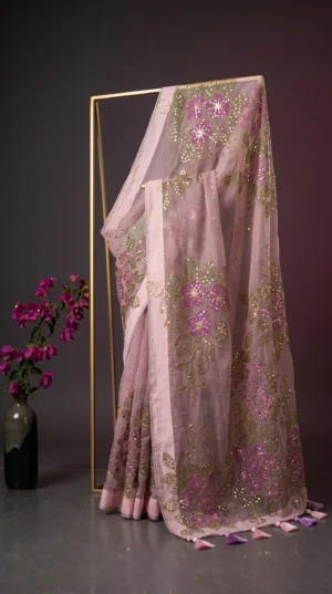 Dhakai Muslin-Organza Handpainted Saree