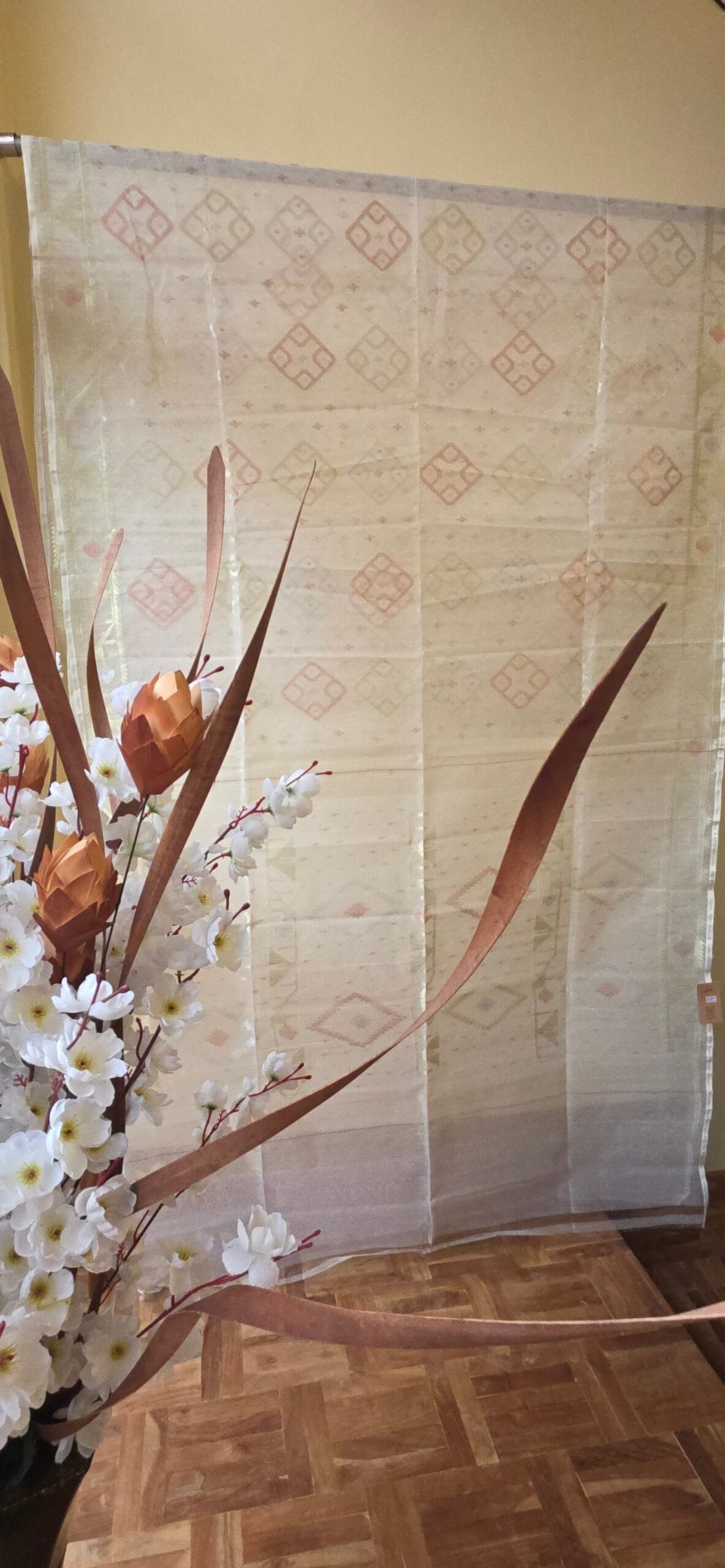 Pure Dhakai-Jamdani Half Silk Saree - Image 7