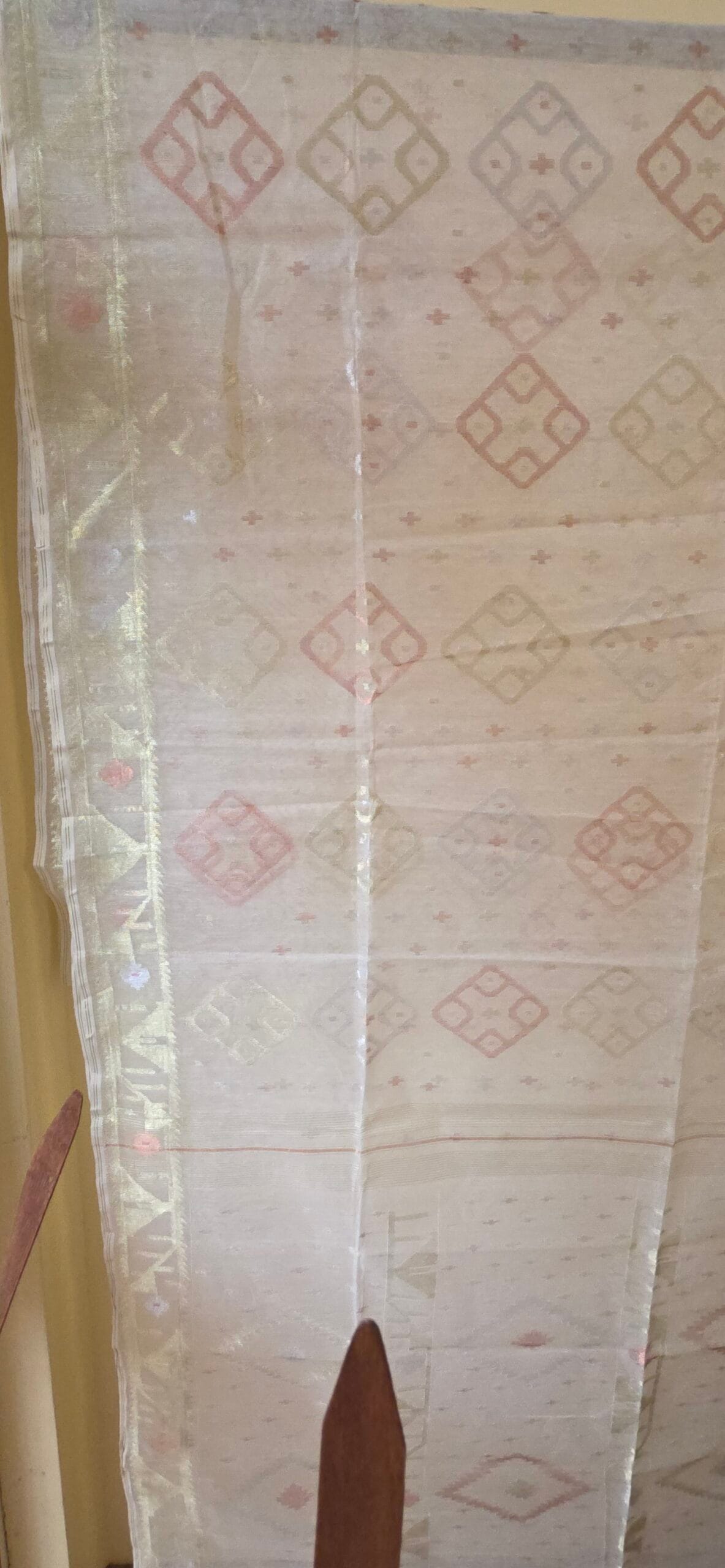 Pure Dhakai-Jamdani Half Silk Saree - Image 5