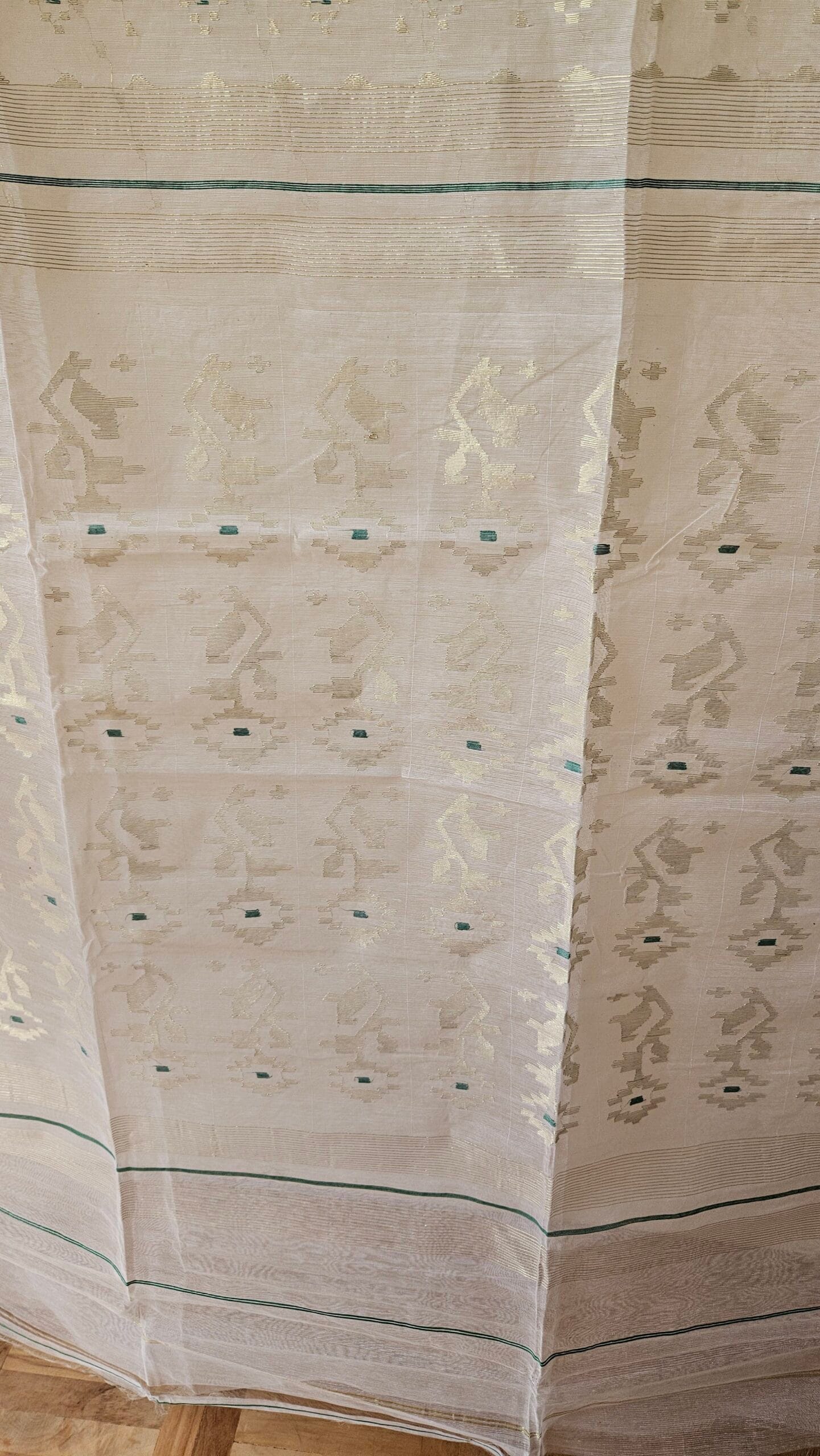 Pure Dhakai-Jamdani Half Silk Saree - Image 12
