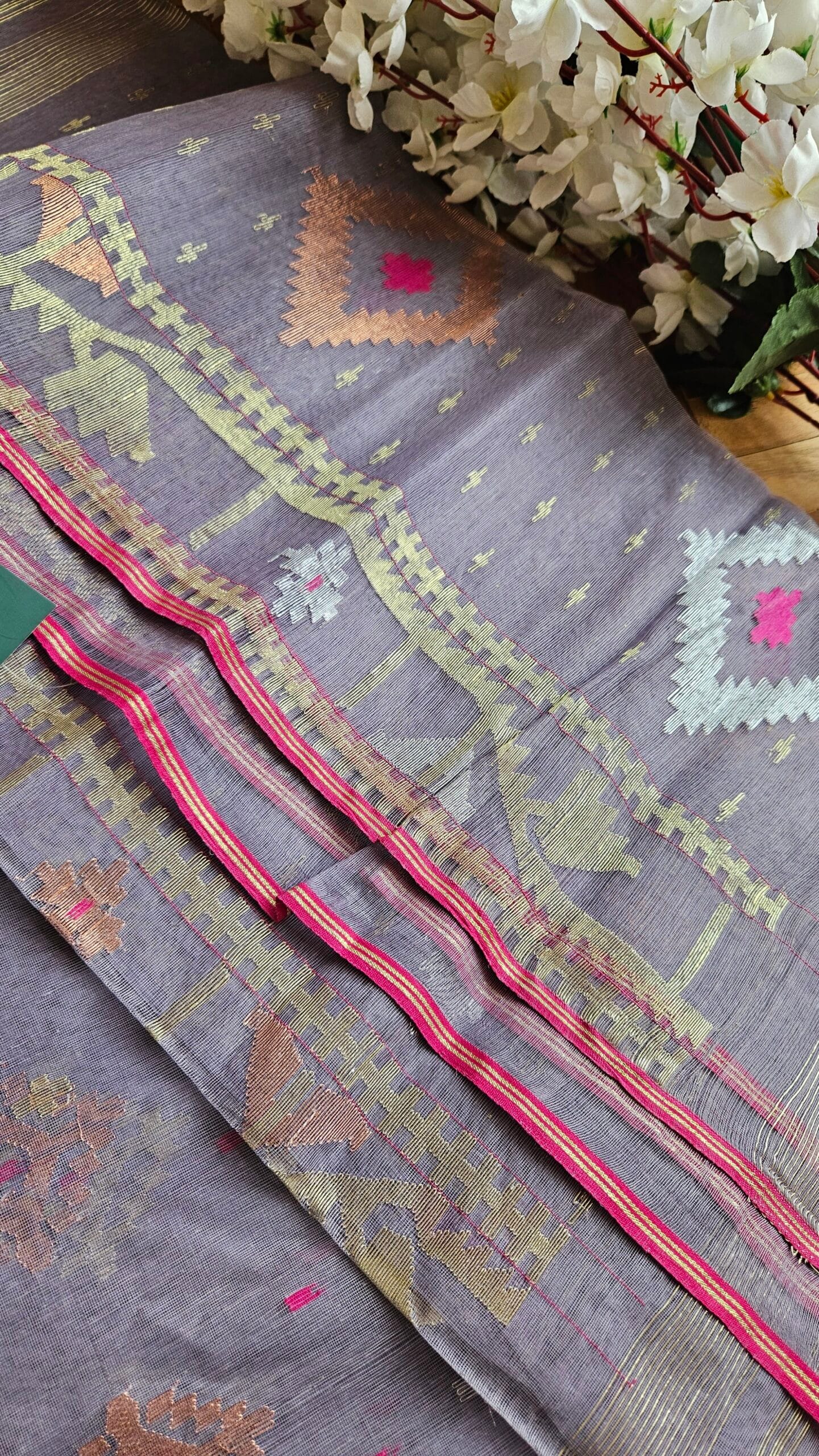 Pure Dhakai-Jamdani Half Silk Saree - Image 10