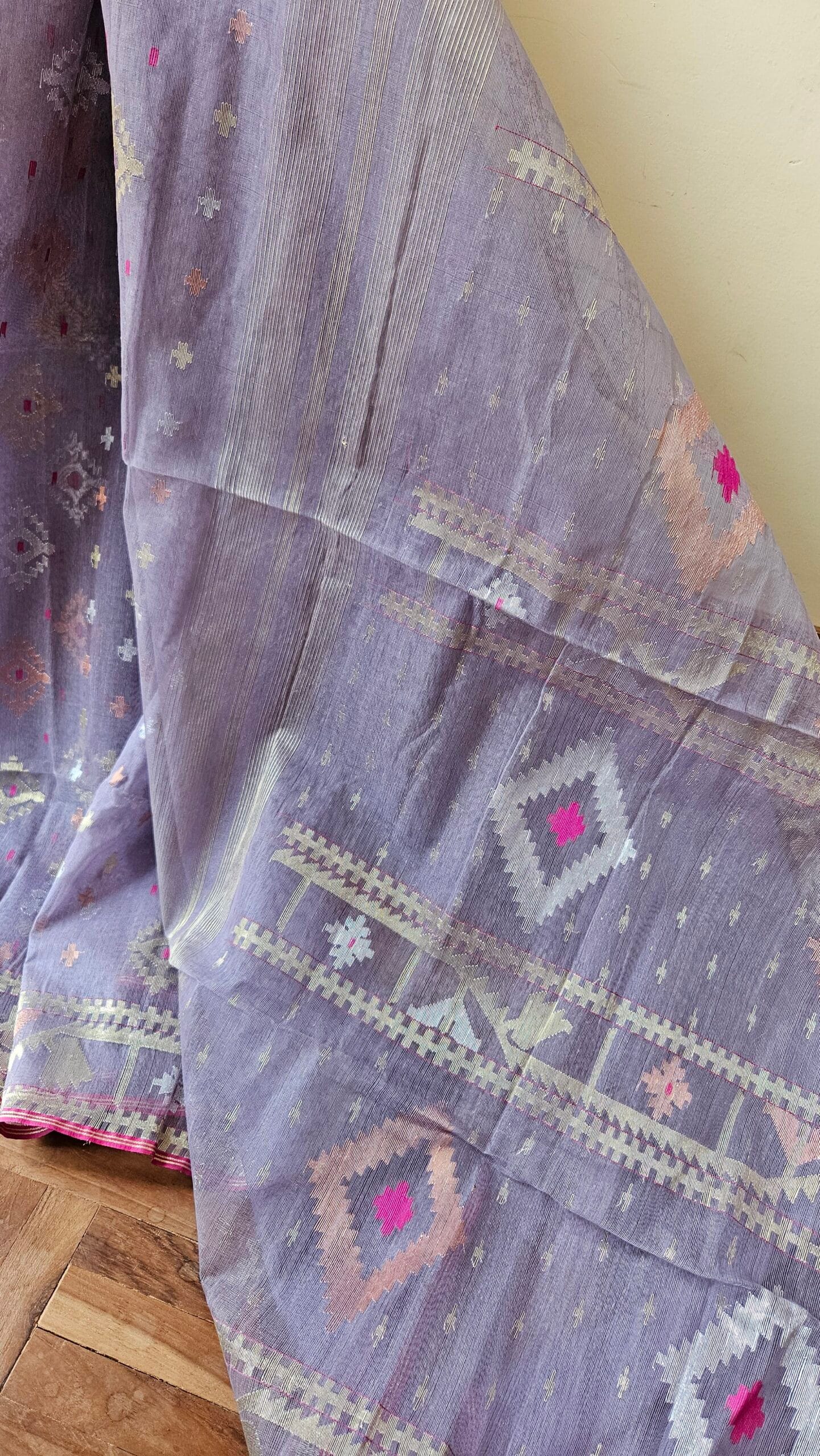 Pure Dhakai-Jamdani Half Silk Saree - Image 7
