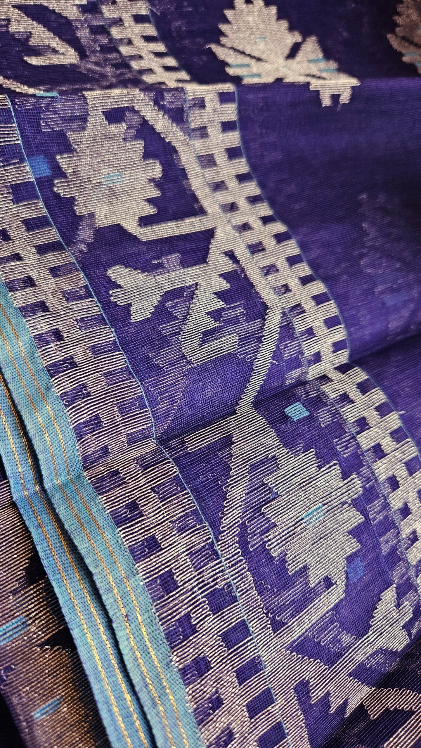 Pure Dhakai-Jamdani Half Silk Saree - Image 7