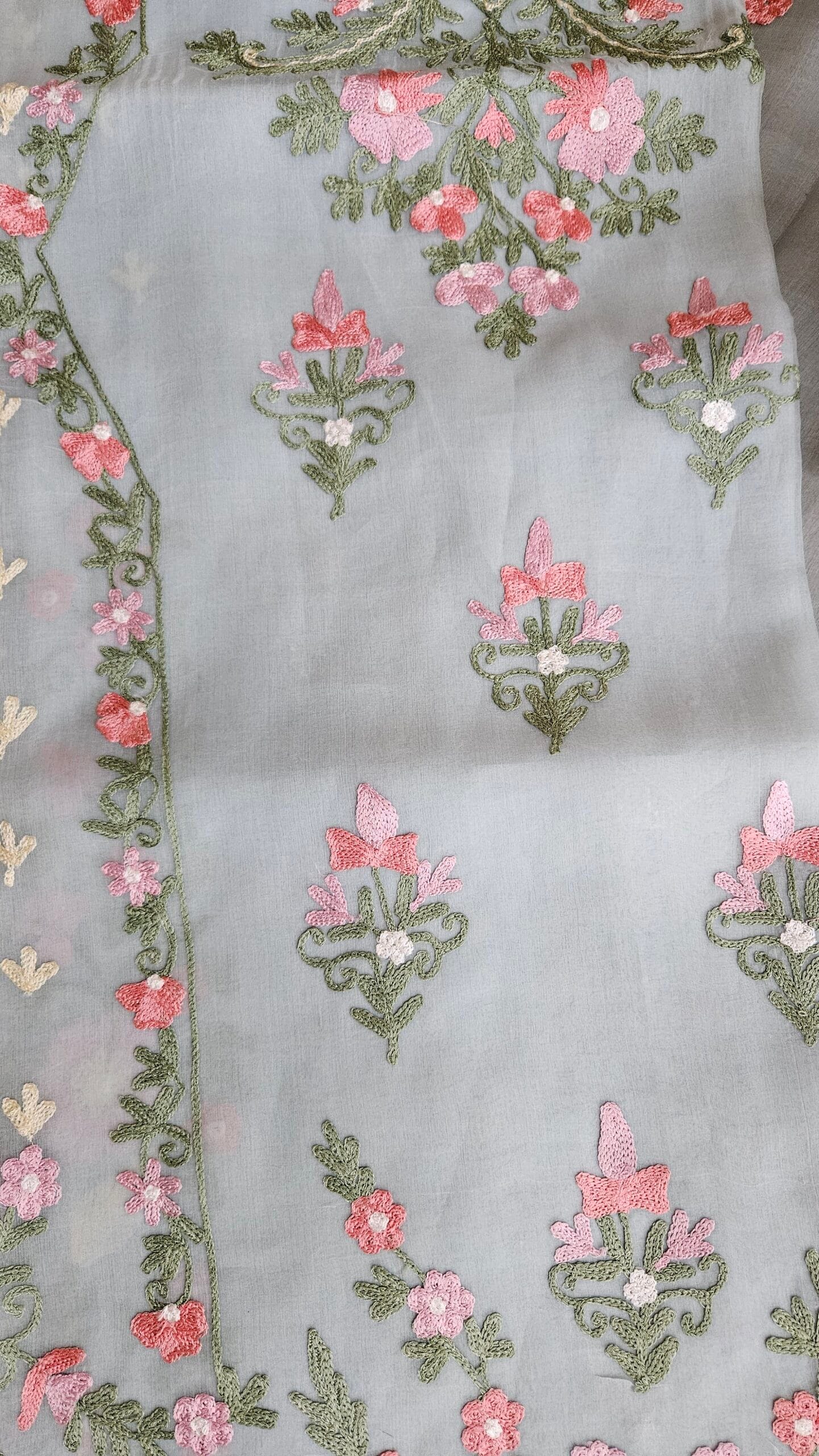 Pure Dhakai Muslin-Organza Suit - Image 6