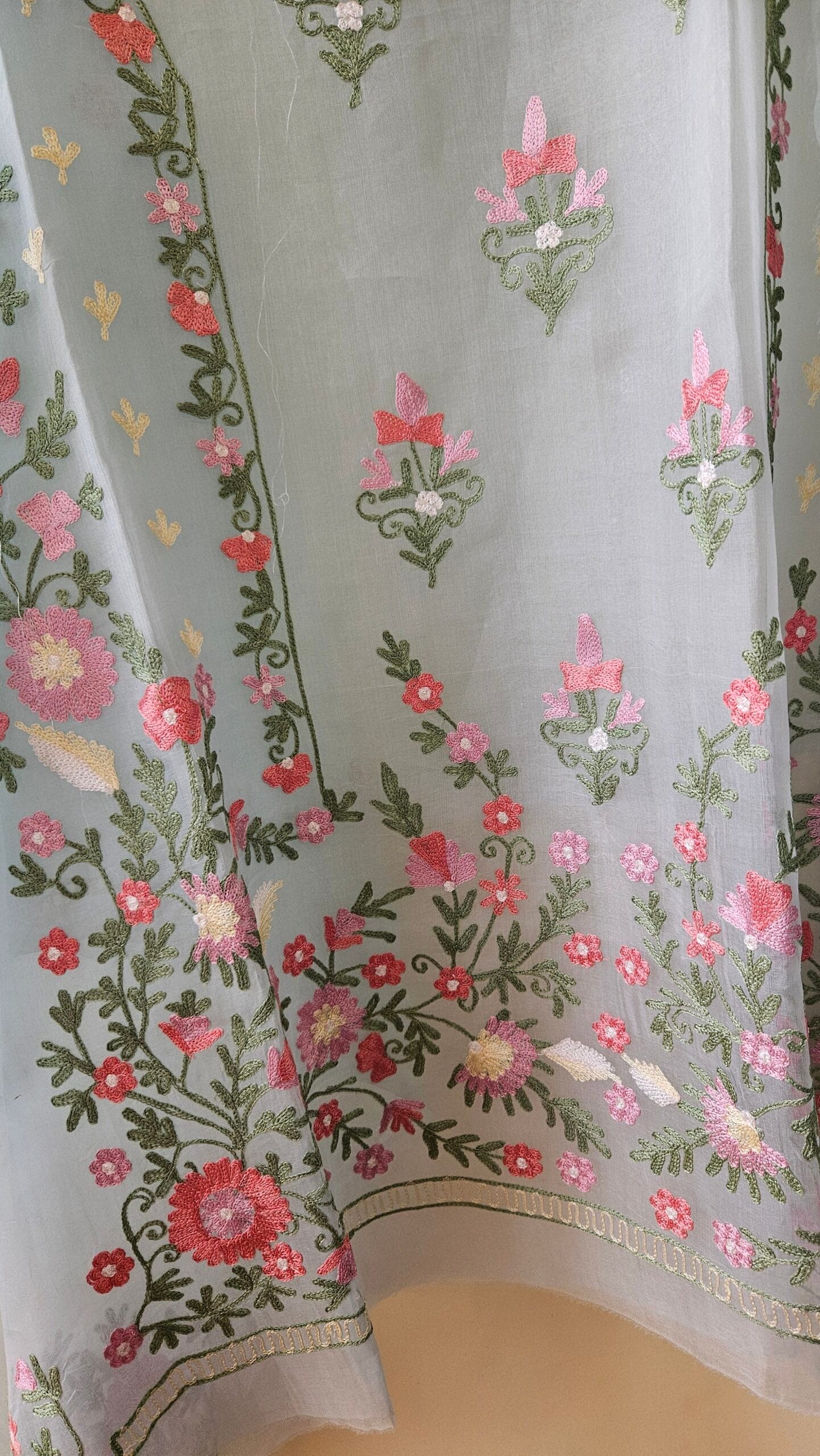 Pure Dhakai Muslin-Organza Suit - Image 8